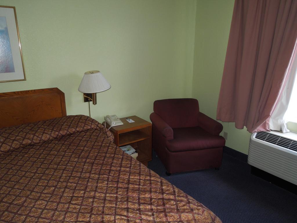 שרונוויל Travelodge - Cincinnati חדר תמונה