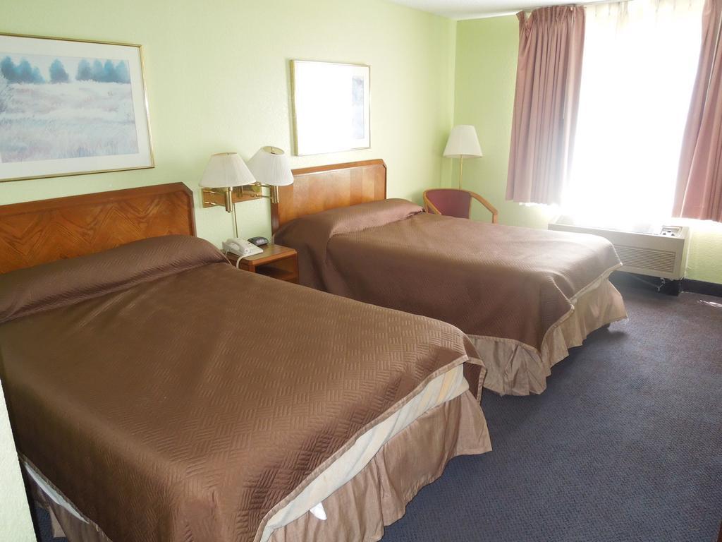 שרונוויל Travelodge - Cincinnati חדר תמונה